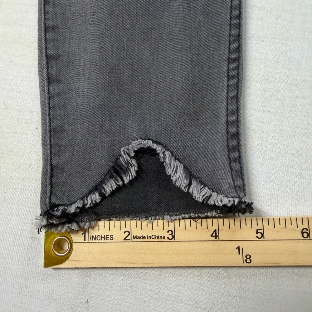 Kut from the Kloth distresses grey Connie Fab Ankle Skinny jeans Women’s Size 8 - Picture 6 of 10
